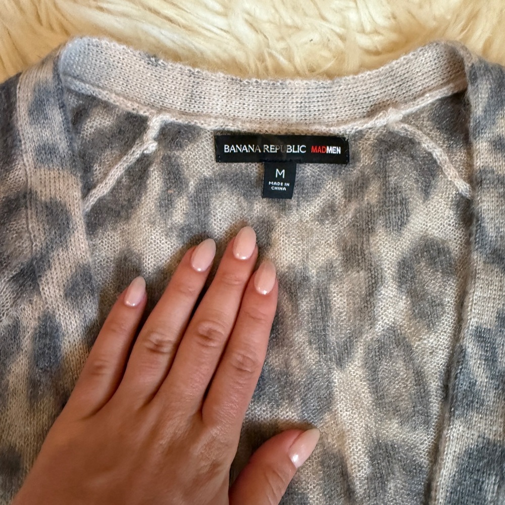 Banana Republic Brown Tan Cardigan Sweater - Picture 3 of 3